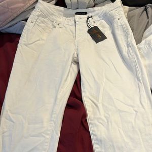 New with tags Redfox  white Jeans